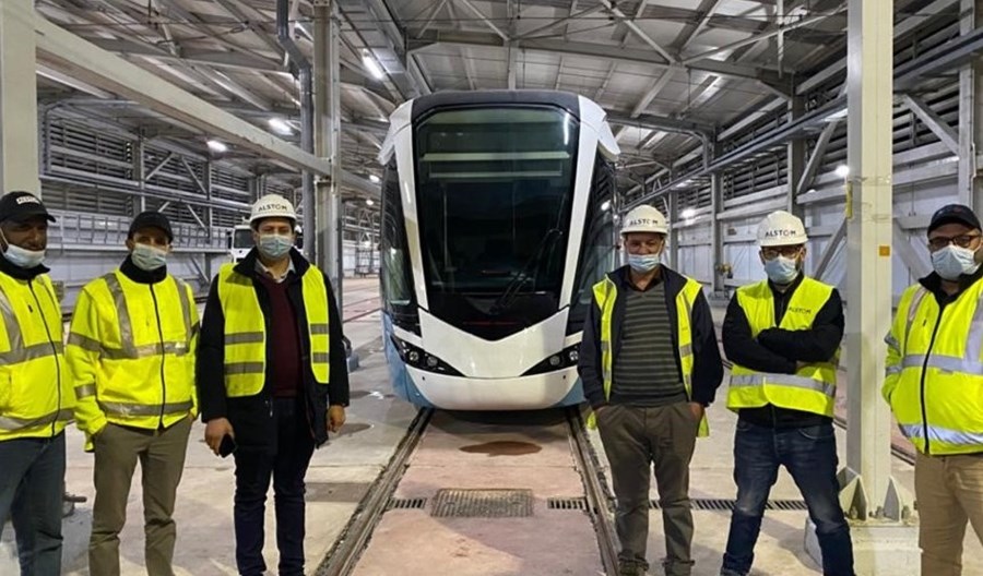Przygotowania do uruchomienia tramwajów w Mustaghanam w Algierii Przygotowania do uruchomienia tramwajów w Mustaghanam w Algierii