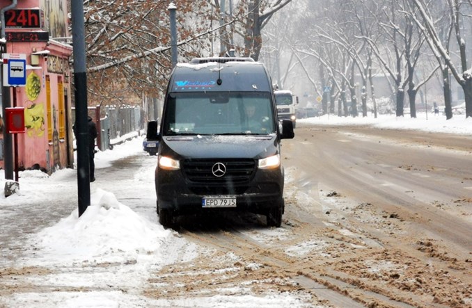 Wojewoda łódzki: Wykluczenie komunikacyjne najdotkliwszym z wykluczeń po transformacji 