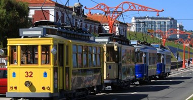 La Coruña: Tramwaj już nie pojedzie. Zabytkowe wagony wystawione na sprzedaż