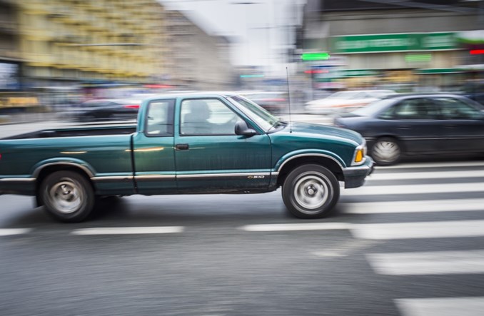 Warszawa: W czasie pandemii kierowcy częściej jeździli szybciej