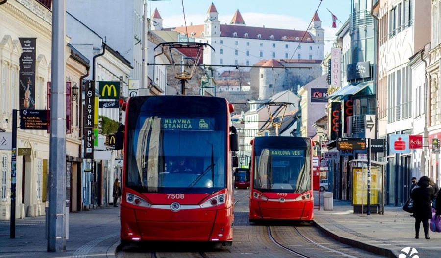 Bratysława kupuje 10 dwukierunkowych tramwajów Bratysława kupuje 10 dwukierunkowych tramwajów