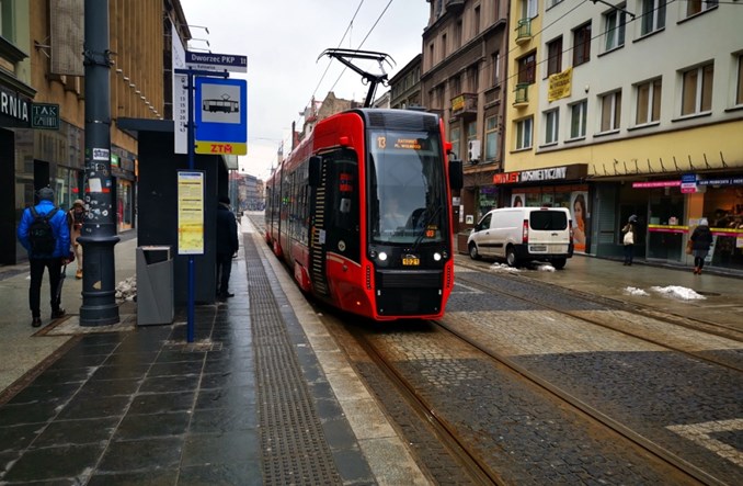 Katowice: Najpierw dobra komunikacja zbiorowa, potem ewentualnie strefy czystego transportu 