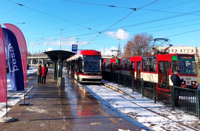 Gdańsk: Przesiadka ze stopiątek na Jazzy Duo. Pesa kończy kontrakt 