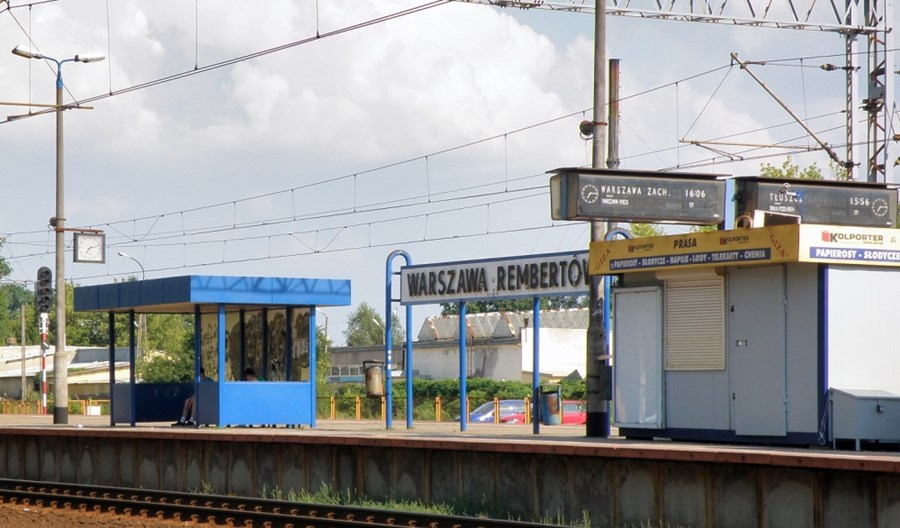 Warszawa Rembertów doczeka się porządnej wiaty Warszawa Rembertów doczeka się porządnej wiaty