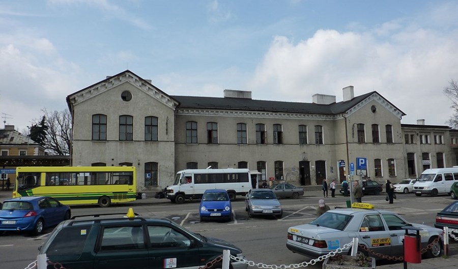 Piotrków Trybunalski: Pasażerów MZK wciąż niewielu. Jest za to szansa na 10 autobusów bezemisyjnych Piotrków Trybunalski: Pasażerów MZK wciąż niewielu. Jest za to szansa na 10 autobusów bezemisyjnych