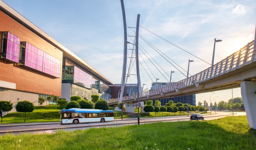 Pierwsze elektryczne Solarisy na rynku czeskim trafią do Ostrawy Pierwsze elektryczne Solarisy na rynku czeskim trafią do Ostrawy