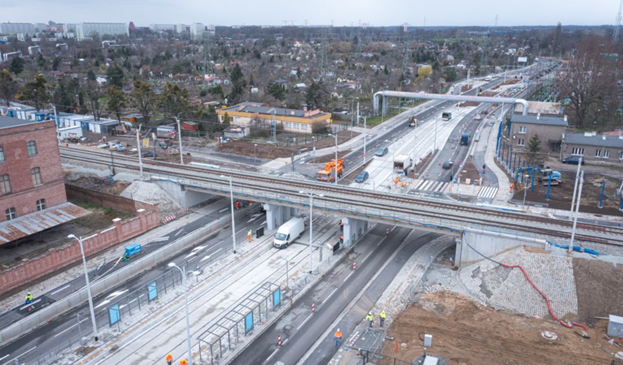 Wrocław: Przebudowa ul. Długiej na finiszu. Wracają autobusy Wrocław: Przebudowa ul. Długiej na finiszu. Wracają autobusy