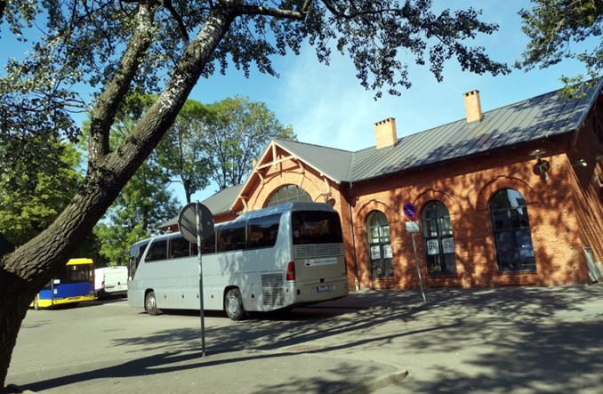 ŁKA pilotażowo uruchomiła mały autobus do Tomaszowa Maz. w godzinach niskiej frekwencji