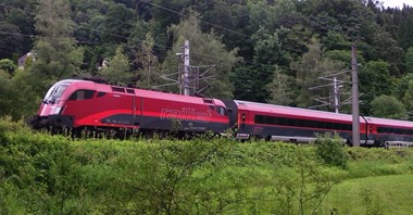 Koleje Austriackie masowo testują pracowników na covid