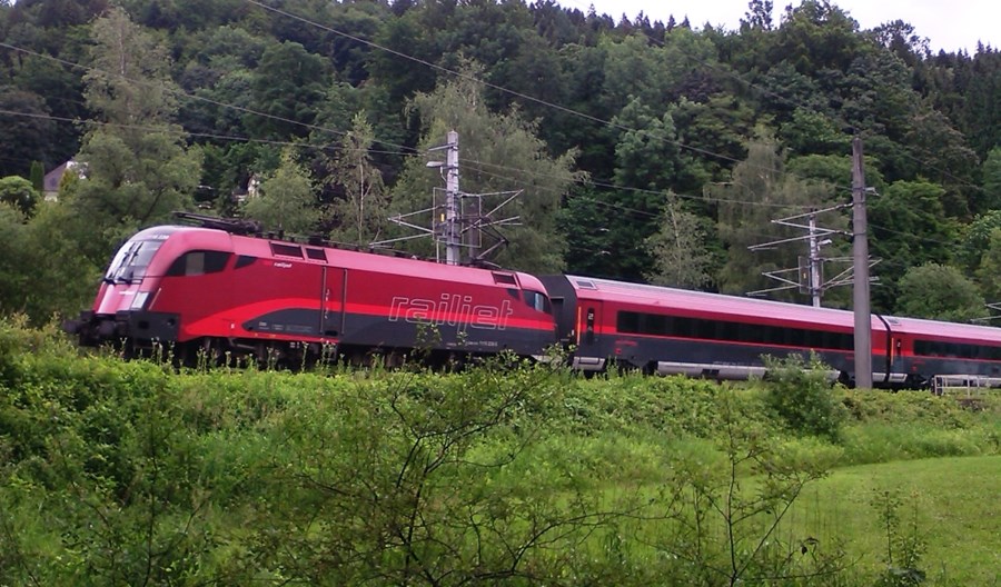 Koleje Austriackie masowo testują pracowników na covid Koleje Austriackie masowo testują pracowników na covid