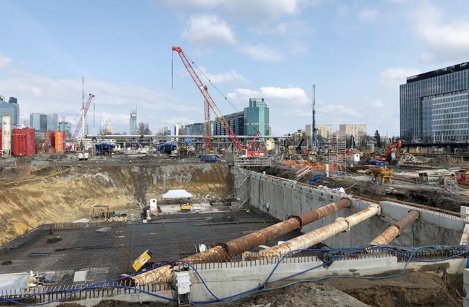 Przebudowa Warszawy Zachodniej: Pierwsze perony i kładka na przeł. III i IV kwartału 2021 r.