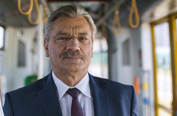 Zmiana warty w MPK Poznań. Wojciech Tulibacki odchodzi na emeryturę