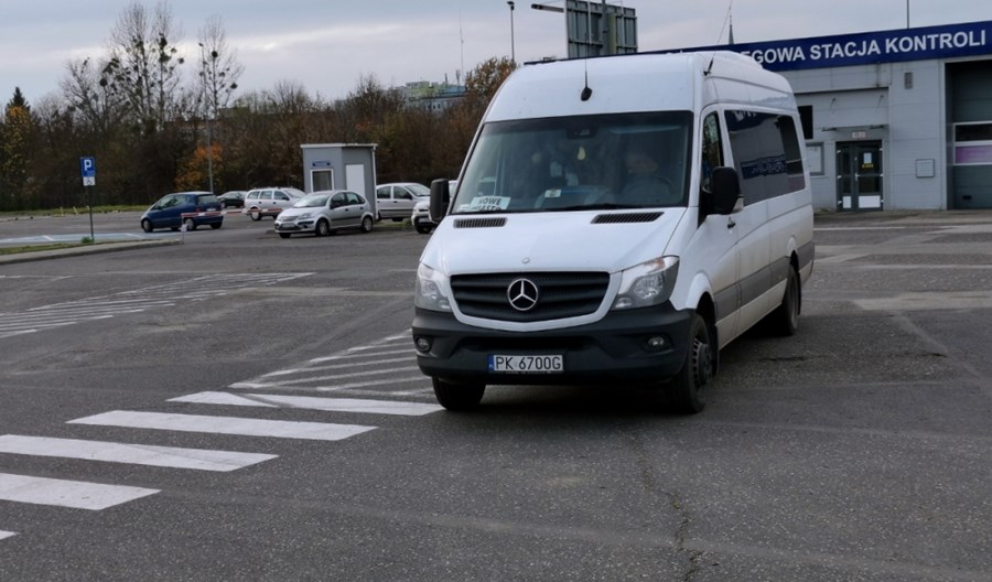 Łódzkie: Spora część autobusów regionalnych wciąż nie wróciła na drogi Łódzkie: Spora część autobusów regionalnych wciąż nie wróciła na drogi