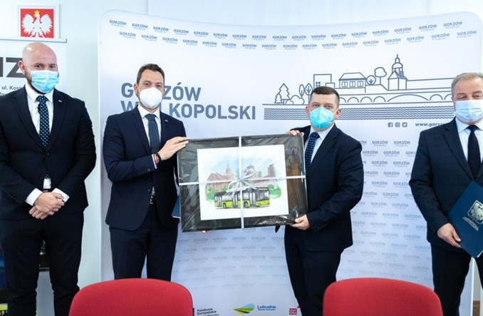 Gorzów Wlkp.: Jest umowa na elektrobusy Solarisa w pakiecie z infrastrukturą do ładowania