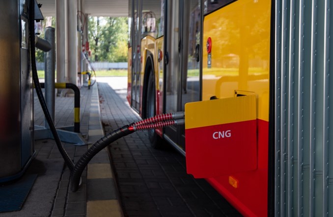 MZA Warszawa kupują dodatkowe Solarisy CNG