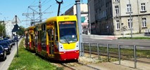 Łódź: Zamknięta kolejna trasa tramwajowa – tym razem z uwagi na stan kamienicy