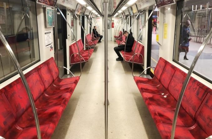 Limit osób w transporcie publicznym zniesiony - 100% pojemności od 26 czerwca