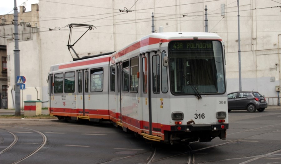 Łódź: Dwa kolejne techniczne 805Na. M6S może stać się eksponatem muzealnym Łódź: Dwa kolejne techniczne 805Na. M6S może stać się eksponatem muzealnym