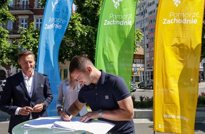 Rowerami wzdłuż jeziora Dąbie na wiosnę 2023 r. Umowa z nowym wykonawcą