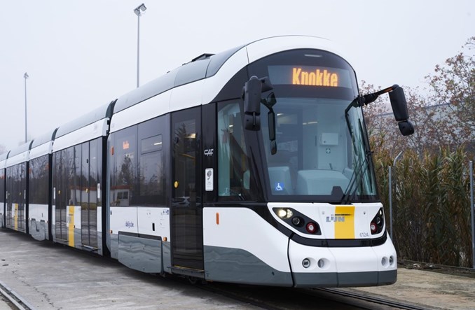 CAF dostarczy dodatkowe tramwaje do Antwerpii i Sydney