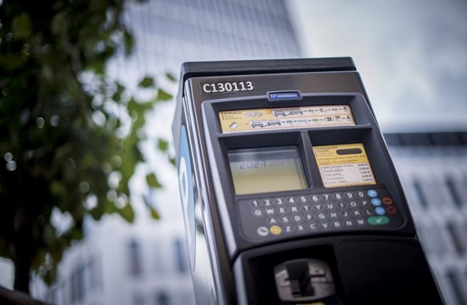 Warszawa. Płatne parkowanie na Żoliborzu i Ochocie w listopadzie. Jest uchwała