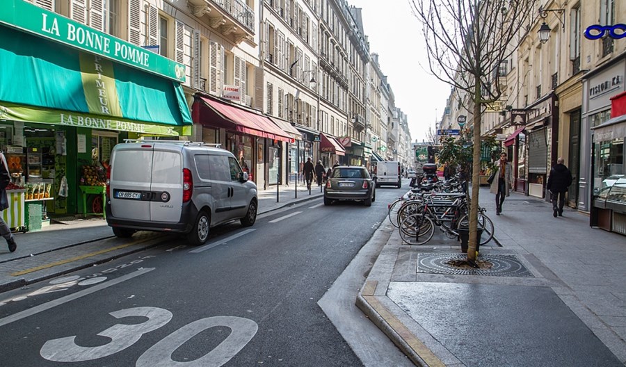 Paryż. Ograniczenie prędkości do 30 km/h w niemal całym mieście