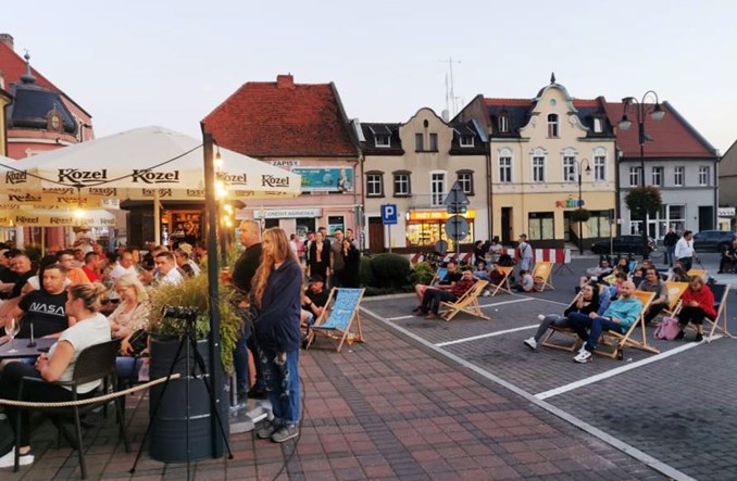 Pleszew: Mniej samochodów na rynku w weekendy