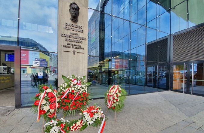 Wolny patronem dworca w Katowicach
