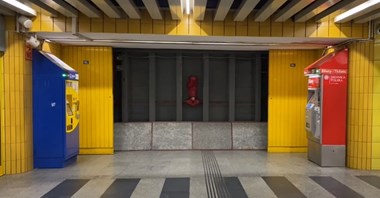 Metro: Grodzie ochrony cywilnej chronią przed naporem wody