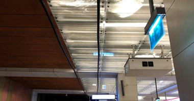 Metro na Wolę: Efektowne stacje źle się starzeją. Miejscami brudno i ciemno