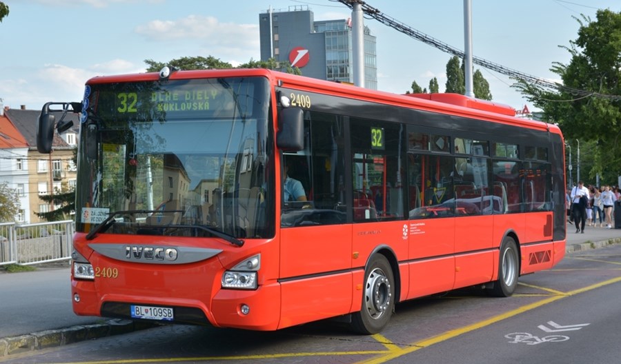 Bratysława będzie kupować autobusy. Jeszcze nie wie ile Bratysława będzie kupować autobusy. Jeszcze nie wie ile