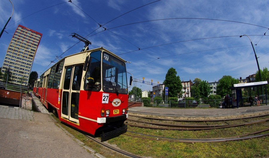 Nocny tramwaj zastąpiony przez autobus. Jak na razie pilotaż się sprawdza Nocny tramwaj zastąpiony przez autobus. Jak na razie pilotaż się sprawdza