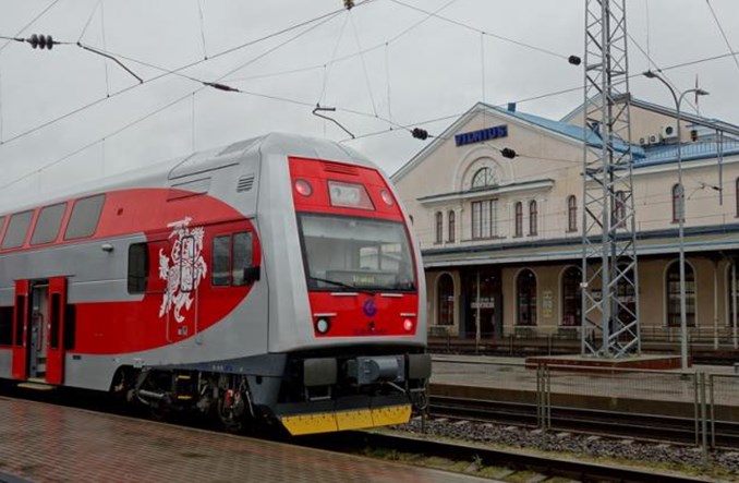 Litwa rozważa wprowadzenie obostrzeń. Niezaszczepieni nie skorzystają z komunikacji?