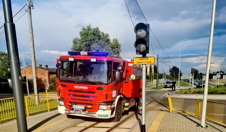 Złapani złodzieje, którzy rozkradają linię tramwajową do Lutomierska. W tle pytanie o to, czy linia kiedyś ożyje Złapani złodzieje, którzy rozkradają linię tramwajową do Lutomierska. W tle pytanie o to, czy linia kiedyś ożyje