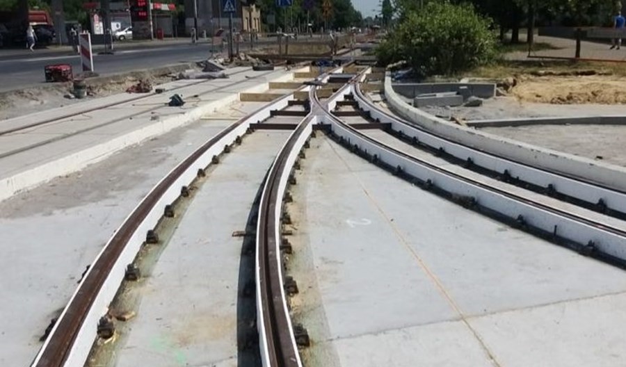 Pabianice: Koronawirus opóźnił modernizację linii tramwajowej Pabianice: Koronawirus opóźnił modernizację linii tramwajowej