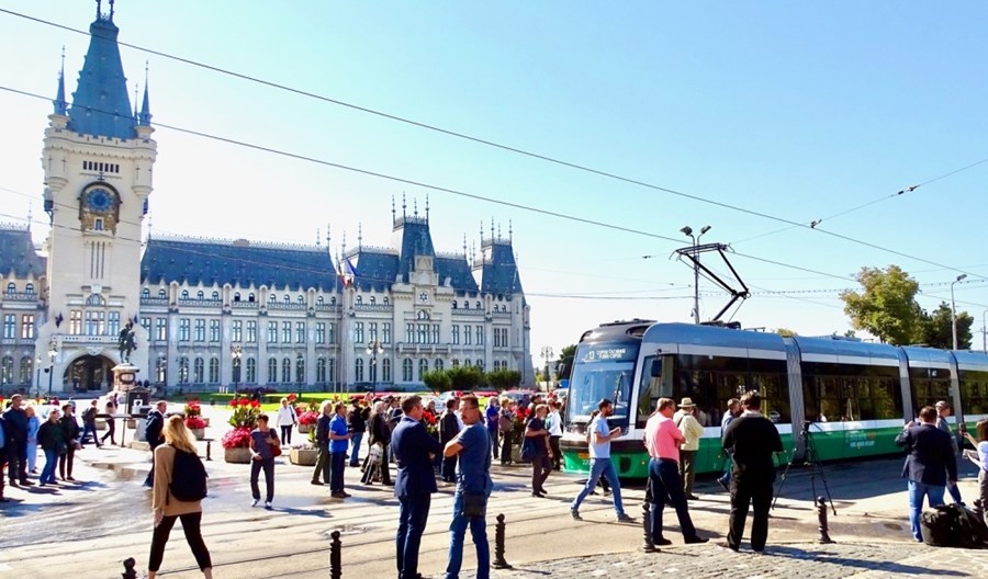 Rumunia: Pierwsze Swingi wożą już pasażerów w Jassach Rumunia: Pierwsze Swingi wożą już pasażerów w Jassach