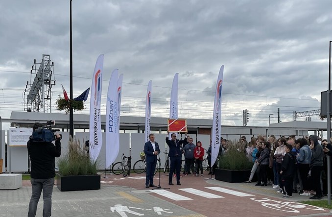 Otwarcie zintegrowanego węzła przesiadkowego w Buku