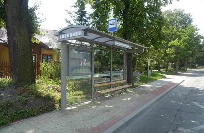 W Krakowie nowe wiaty przystankowe dla pasażerów