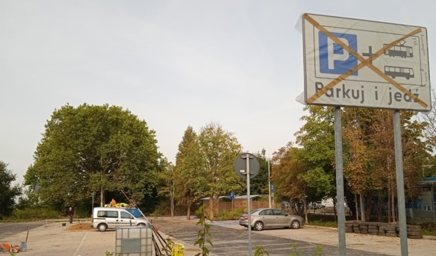 Wrocław ma nowe miejsca postojowe. Park and ride na Kamiennogórskiej prawie gotowy Wrocław ma nowe miejsca postojowe. Park and ride na Kamiennogórskiej prawie gotowy