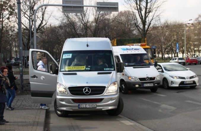 Łódzkie planuje wieloletnie kontrakty z regionalnymi przewoźnikami autobusowymi 