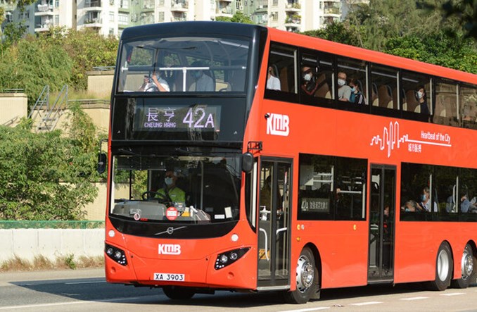 Piętrusy Volvo dotrą do Hong Kongu