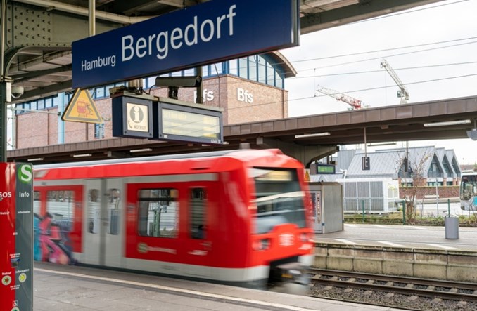 Hamburg. DB i Siemens prezentują pierwszy kolejowy pojazd autonomiczny
