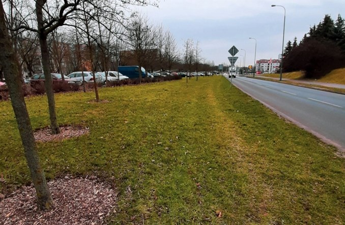 Poznań. Budowa drogi rowerowej i chodnika wzdłuż ul. Szymanowskiego