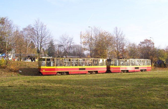 Łódź: Cmentarna kompromitacja