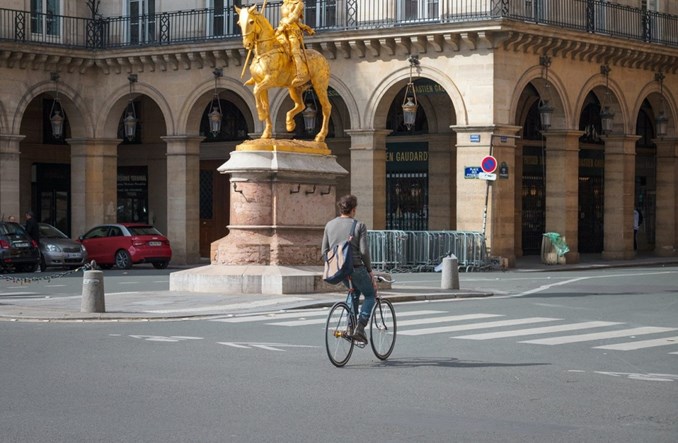 Paryż: Rosną inwestycje w infrastrukturę rowerową. Do 250 mln euro!