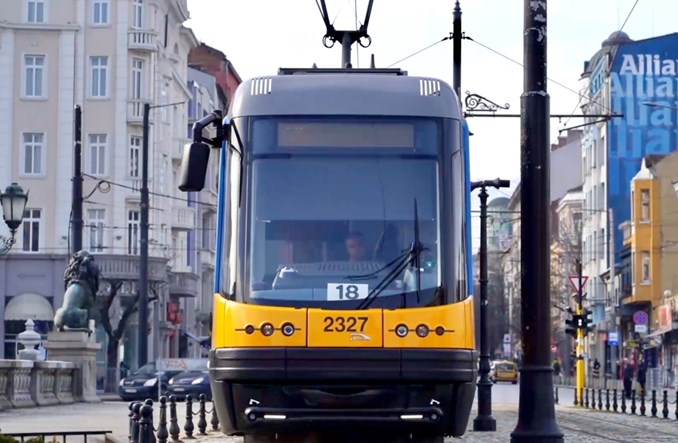 Pesa dostarczy do stolicy Bułgarii kolejne 25 tramwajów. To już czwarta umowa 