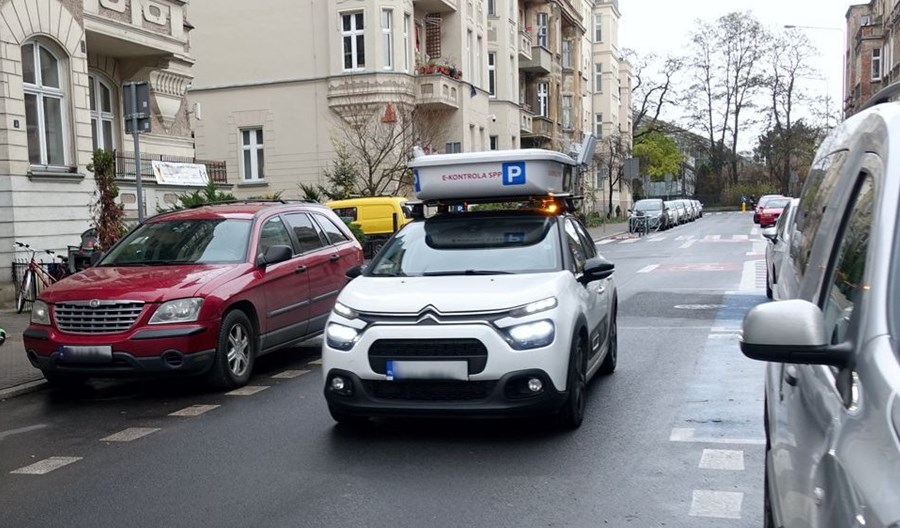 W Poznaniu ruszyły testowe e-kontrole parkowania