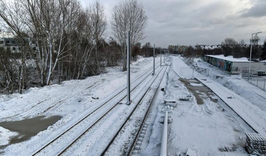 Gdańsk. Nowa trasa tramwajowa ma być gotowa już za rok. Stoją słupy Gdańsk. Nowa trasa tramwajowa ma być gotowa już za rok. Stoją słupy