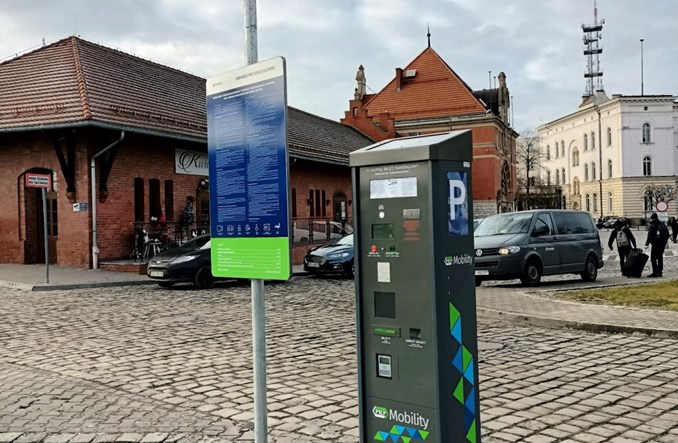 PKP SA i KZŁ uruchamiają kolejne siedem parkingów w ramach PKP Mobility
