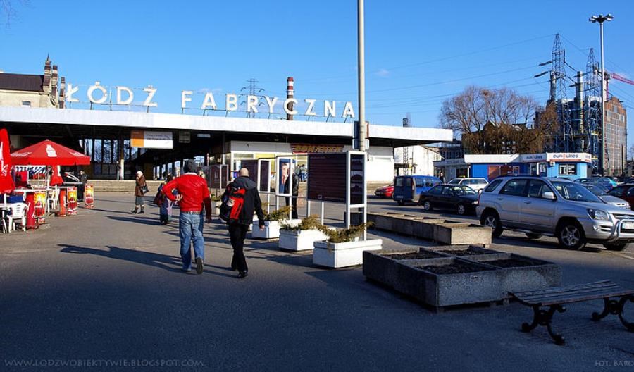 Łódź Fabryczna: Historyczny neon nie wróci na fasadę budynku Łódź Fabryczna: Historyczny neon nie wróci na fasadę budynku
